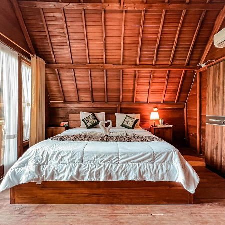 Gayatri Bungalows Batununggul Экстерьер фото