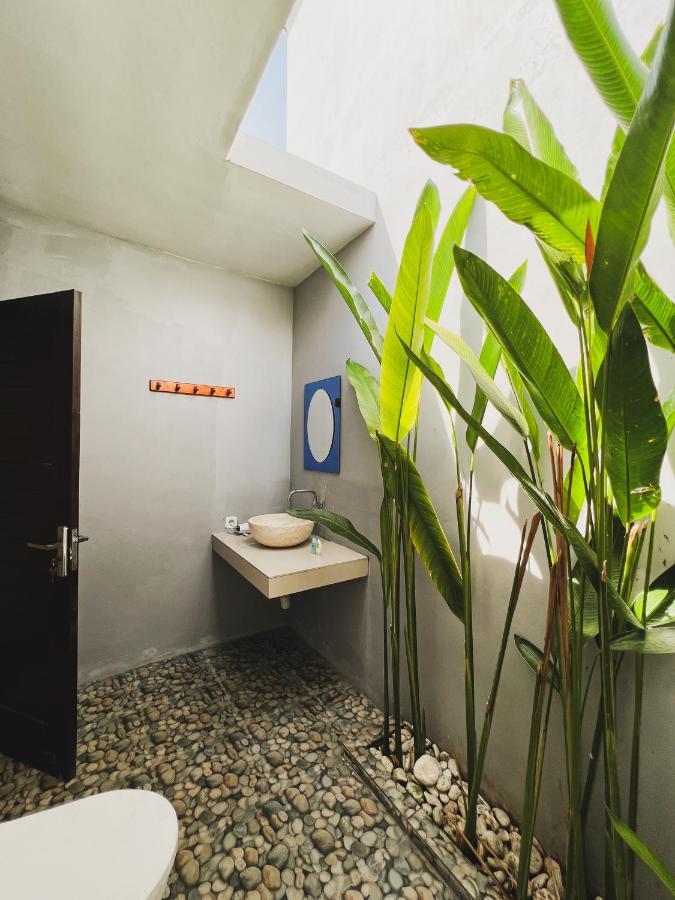 Gayatri Bungalows Batununggul Экстерьер фото