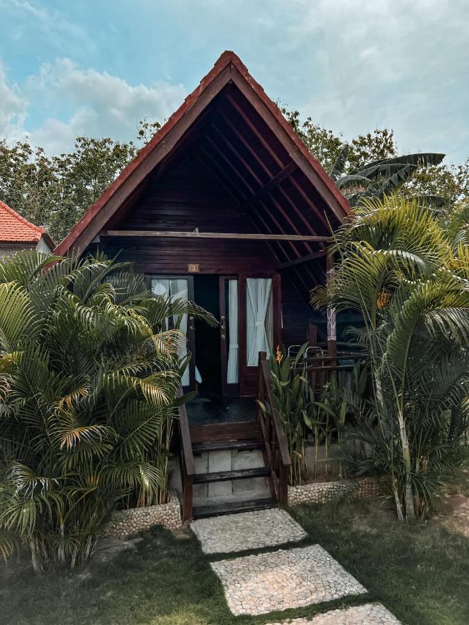 Gayatri Bungalows Batununggul Экстерьер фото