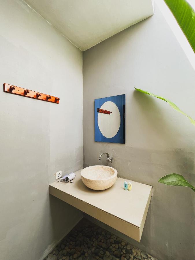 Gayatri Bungalows Batununggul Экстерьер фото